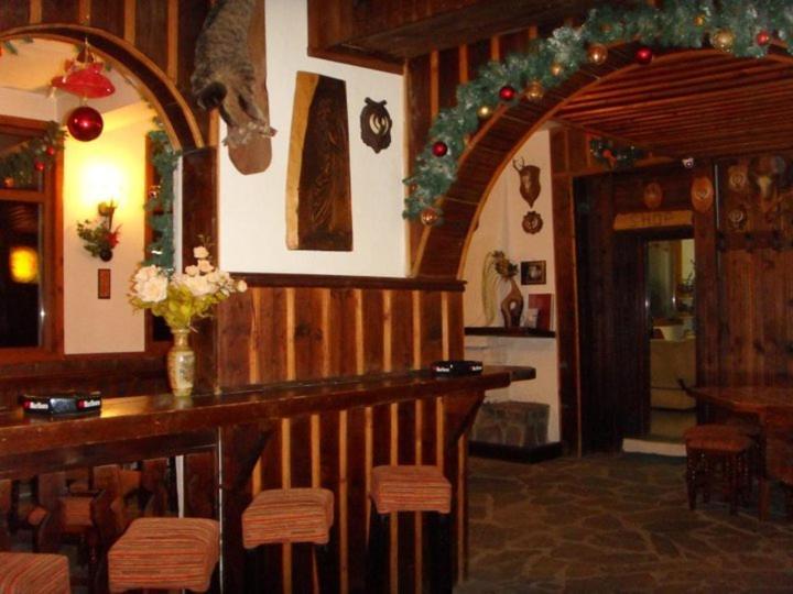 Family Hotel Markony Pamporovo Buitenkant foto